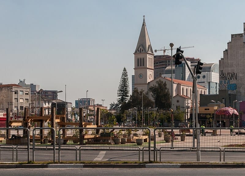 São Paulo church, Brazil. Photo by Wilfredor via Wikimedia Commons. https://commons.wikimedia.org/wiki/File:Igreja_Nossa_Senhora_do_Monte_Serrat,_Pinheiros,_S%C3%A3o_Paulo,_14-09-2014.jpg
